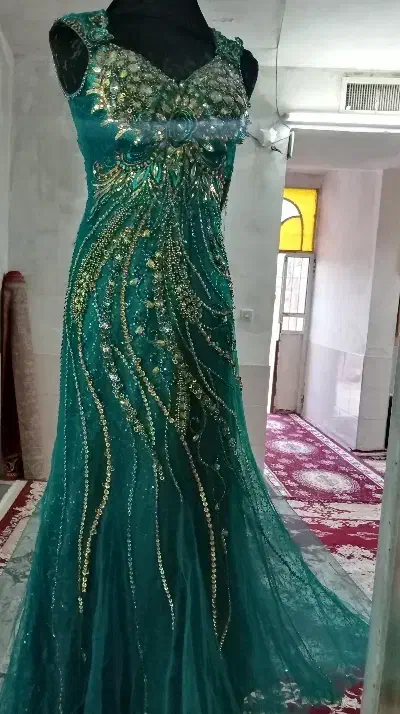 لباس مجلسی|لباس|شیراز, شیخ علی چوپان|دیوار