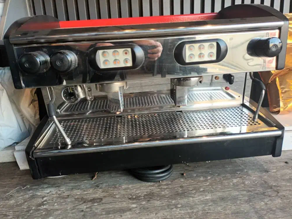 دستگاه صنعتی اسپرسو ساز|کافی‌شاپ و رستوران|تهران, مشیریه|دیوار