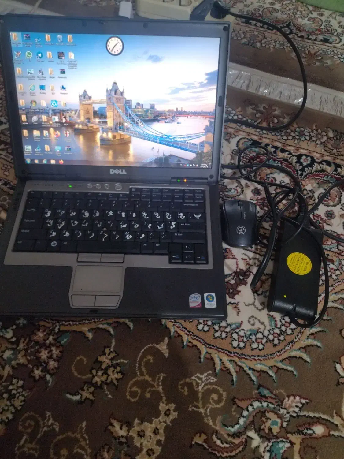 لبتاب دل|رایانه همراه|دیلم, |دیوار