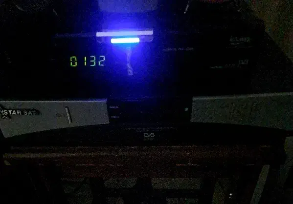 گیرنده دیجیتال|پخشکننده DVD و ویدیو|پردیس, فاز ۸|دیوار