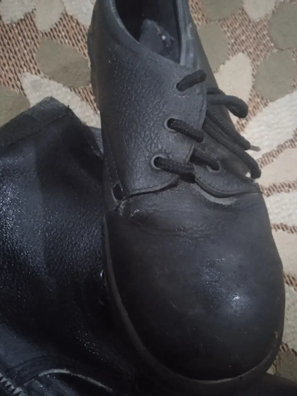 پوتین نوحراج فقط دویست|کیف، کفش، کمربند|تاکستان, |دیوار