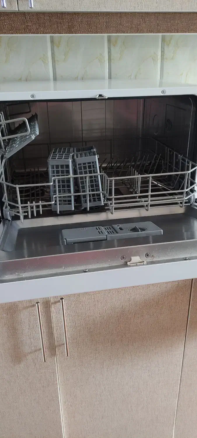 ماشین ظرفشویی ۶نفرع|ماشین ظرفشویی|زنجان, |دیوار