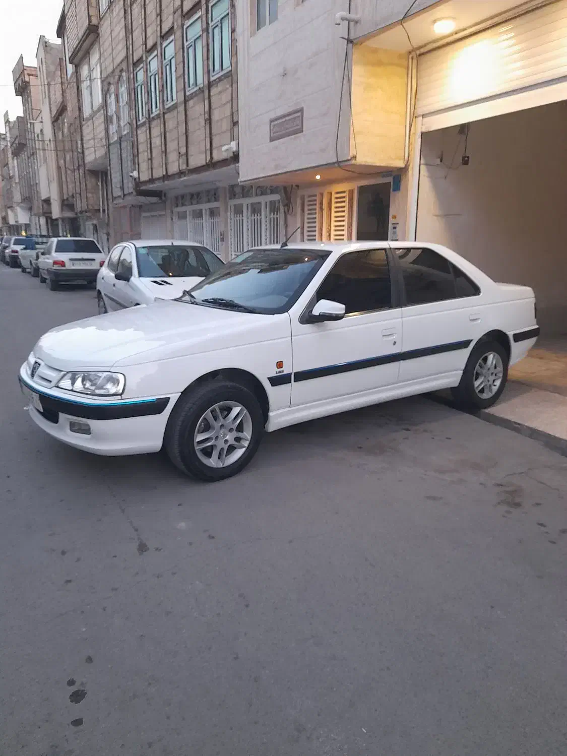 پژوپارس تیوفاف|خودرو سواری و وانت|قم, علی آباد|دیوار