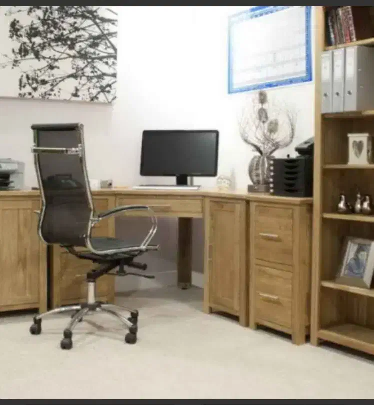 استخدام پاره وقت منشی خانوم|استخدام اداری و مدیریت|کیش, |دیوار