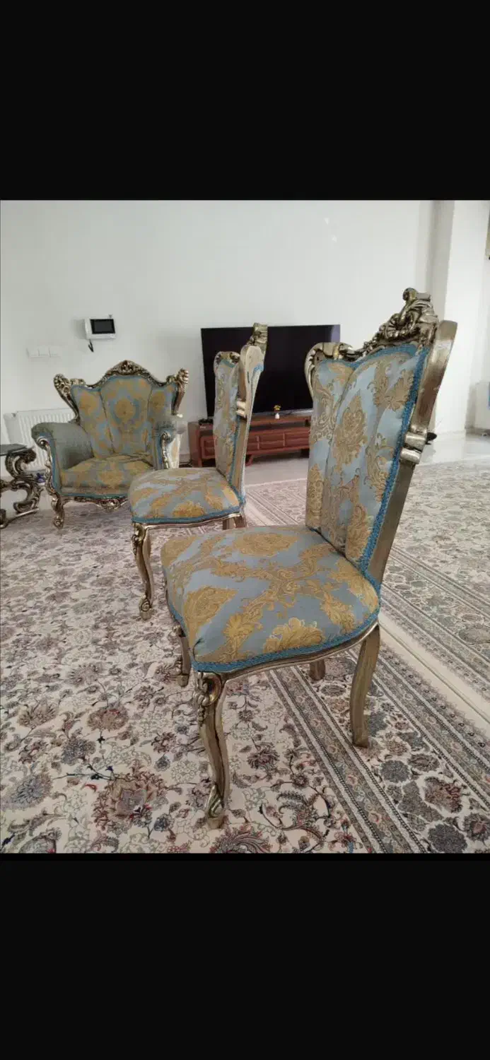 مبل ۹ نفره سلطنتی|مبلمان خانگی و میز عسلی|چالوس, |دیوار