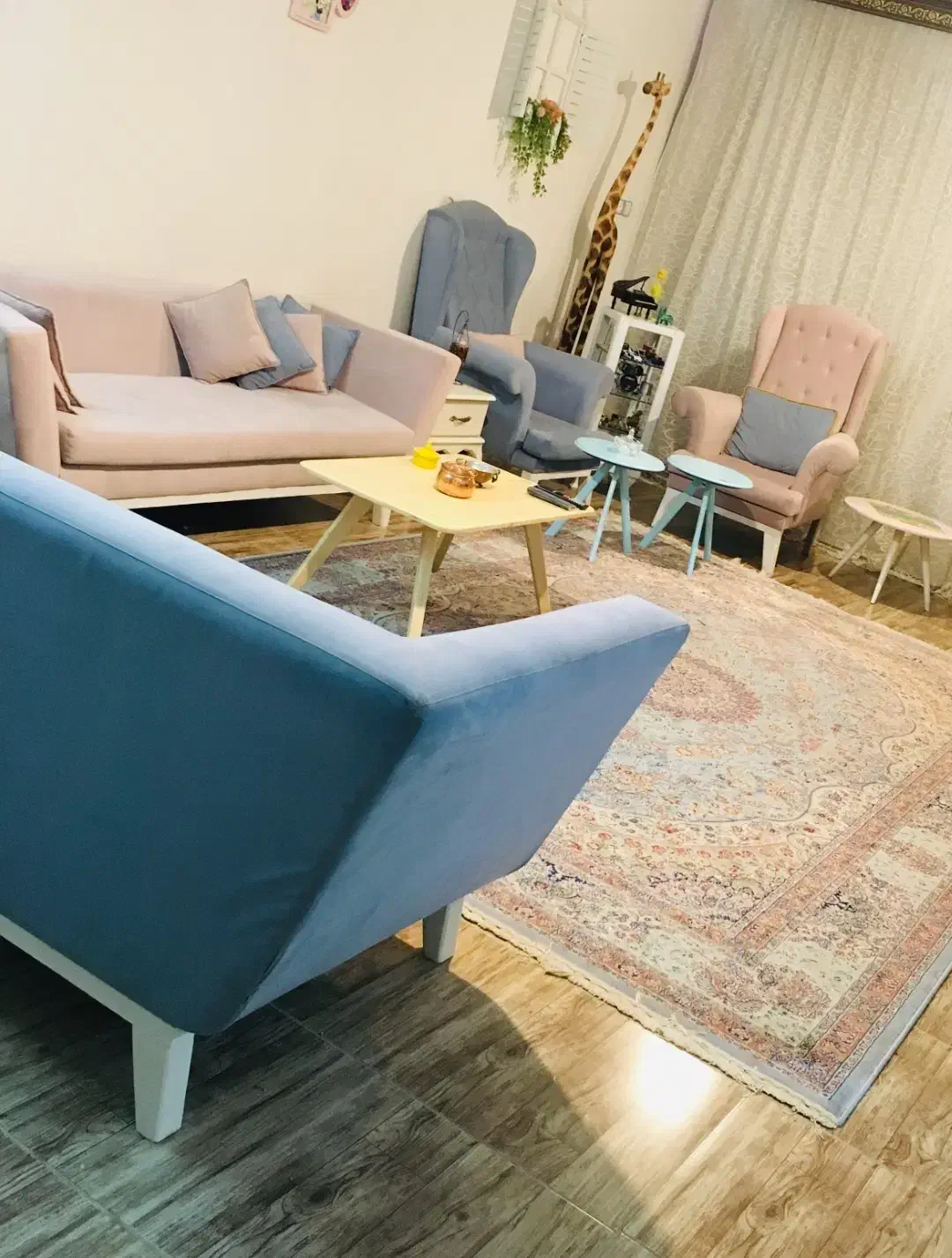 مبل ۸نفره|مبلمان خانگی و میز عسلی|مشهد, ولیعصر (شهرک غرب)|دیوار