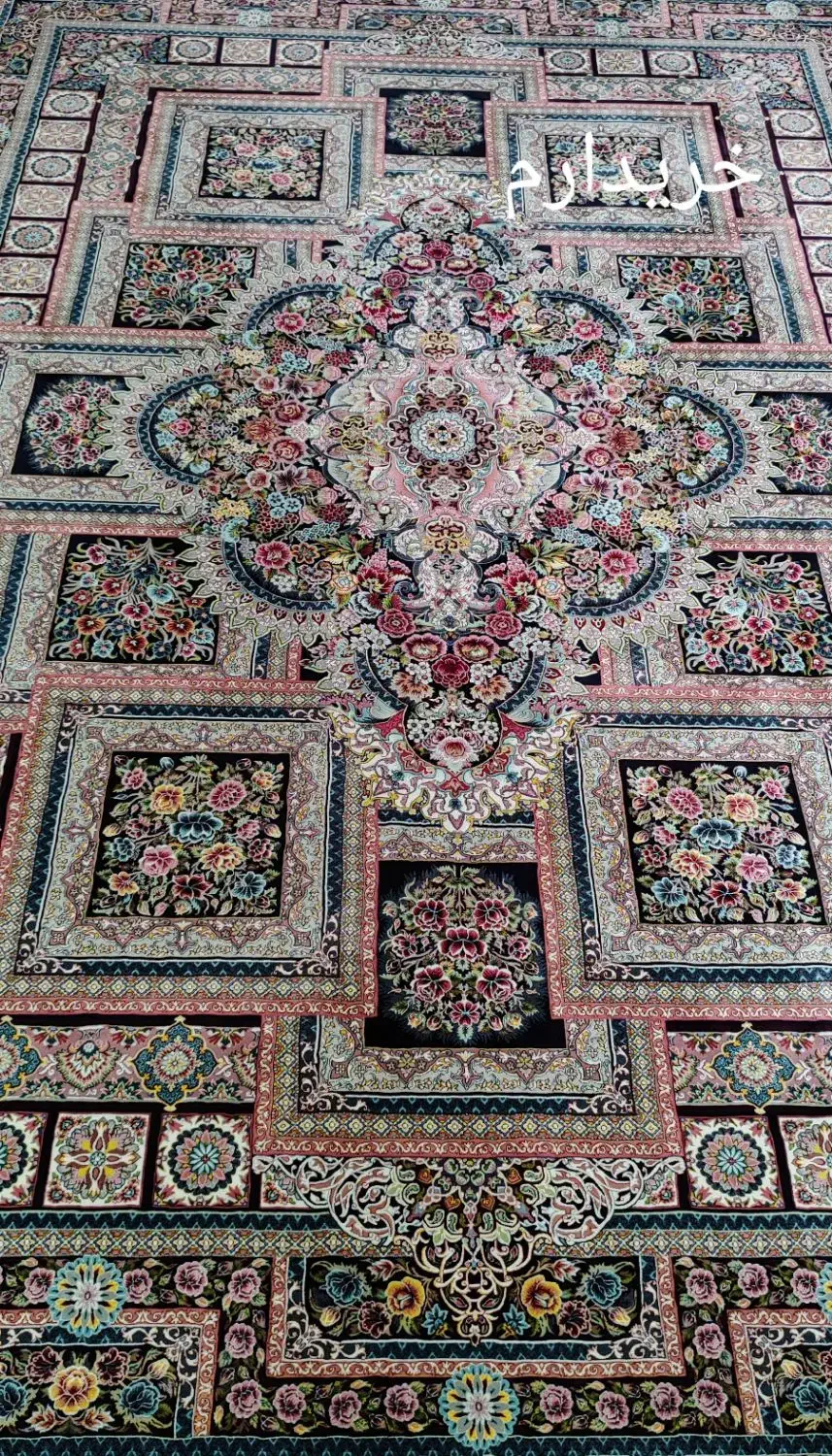 فرش قصر ایرانیان سورمه ای|فرش|شهرکرد, |دیوار