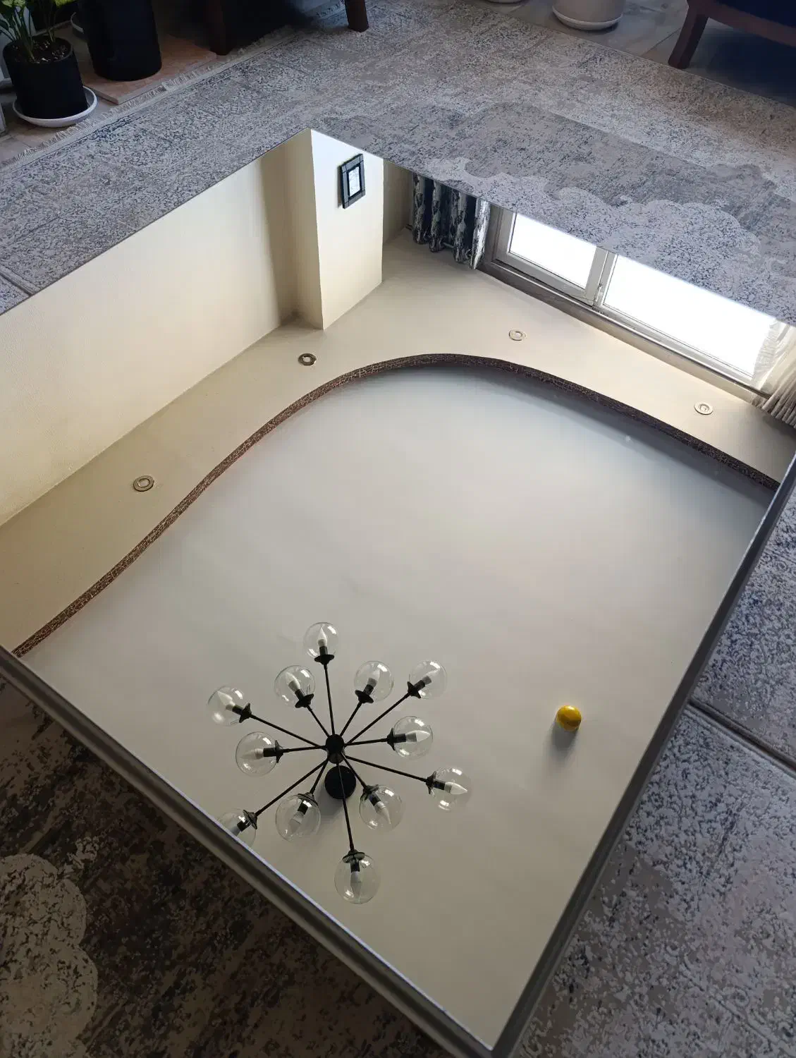 میز وسط|میز تلویزیون|شاهین‌شهر, خانه کارگر|دیوار