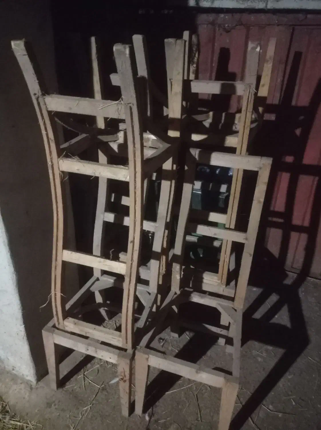 صندلی خام|صندلی و نیمکت|رشت, حومه رشت|دیوار