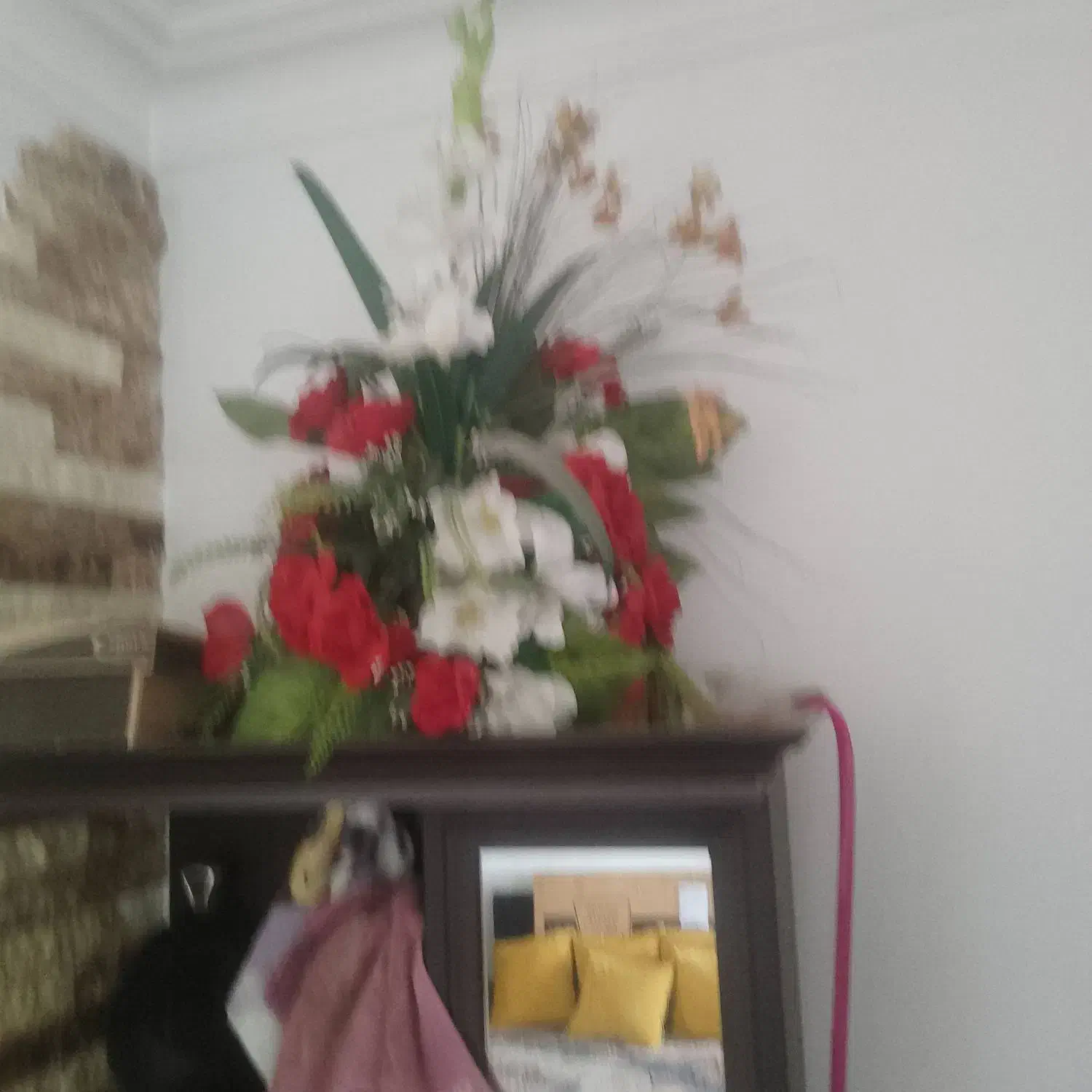 سبد گل زیبا|گل مصنوعی|مشکیندشت, |دیوار