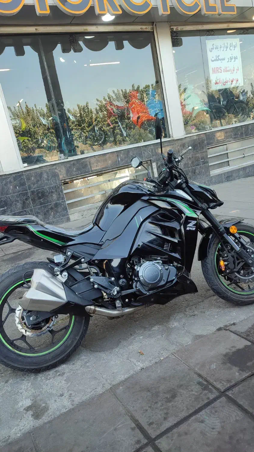 موتور z1000 کم کار نیکتاز|موتورسیکلت|کرج, فاز ۳ گوهردشت|دیوار