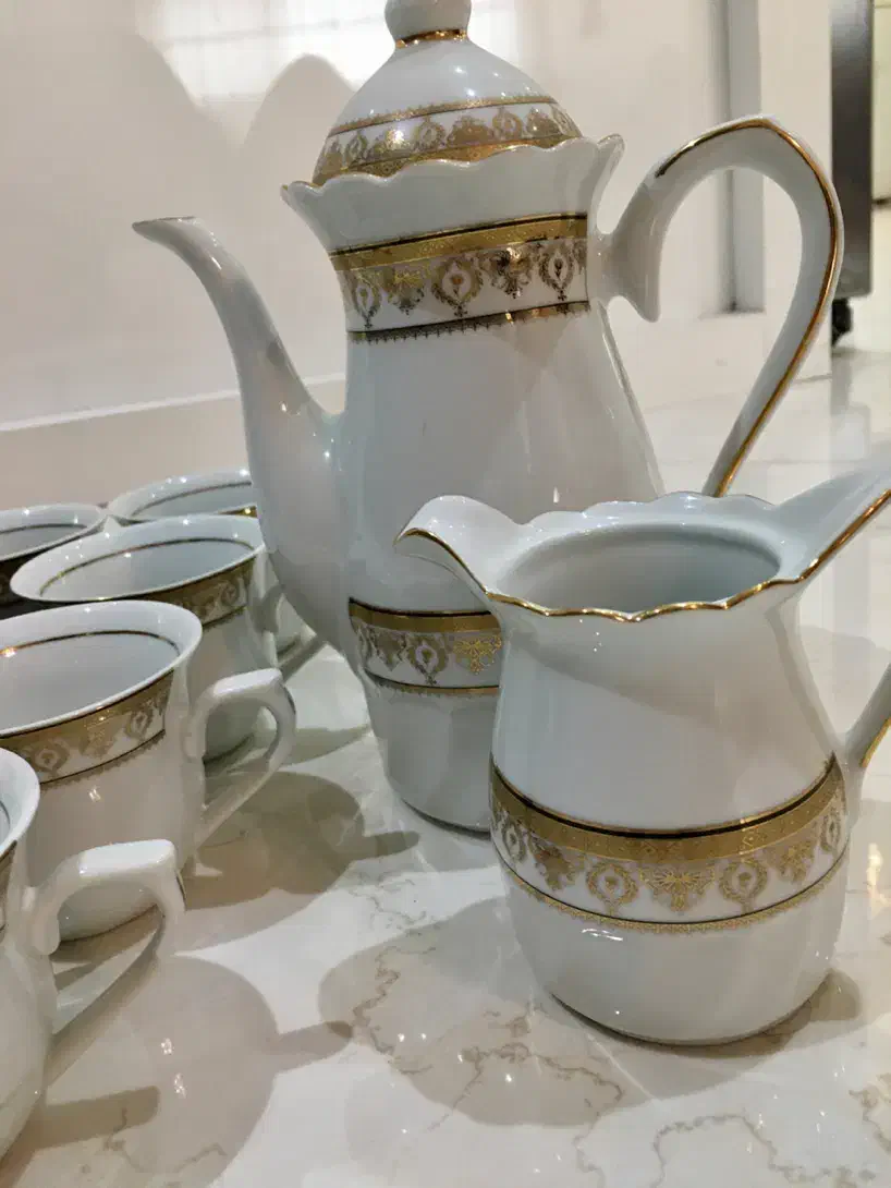 سرویس چایخوری ۱۰عدد فنجان،قوری.قندان.شیرخوری|ظروف سرو و پذیرایی|اصفهان, شهرک ولیعصر|دیوار