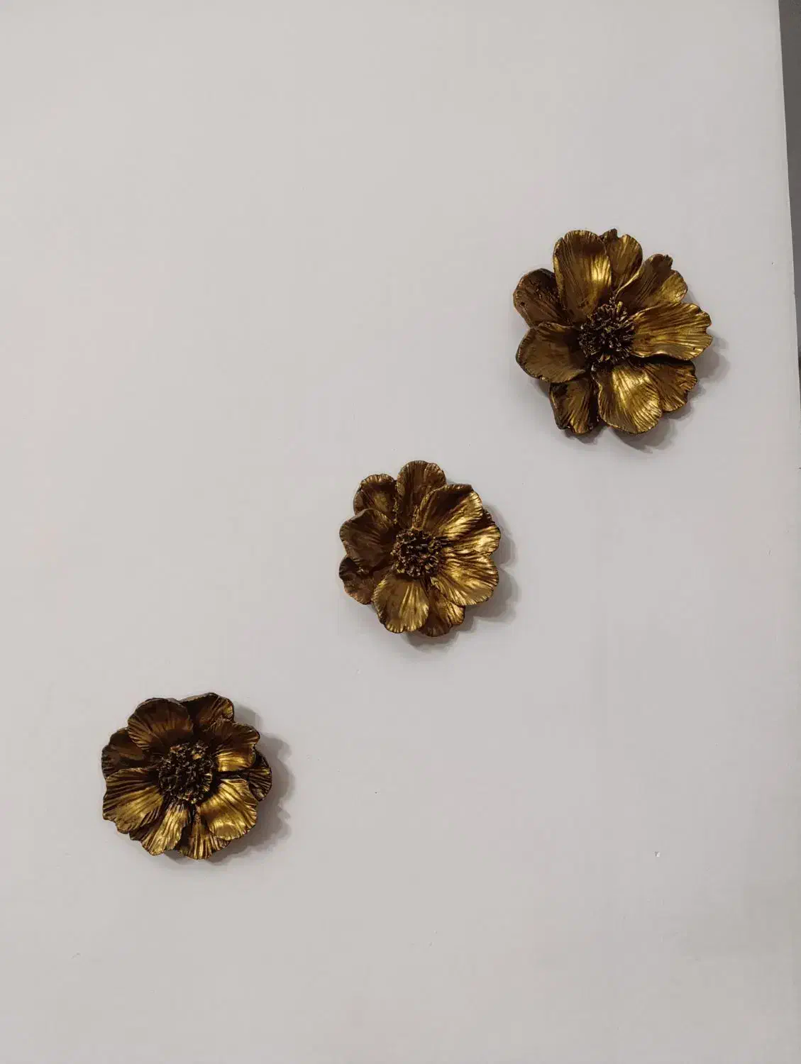 دیوارکوب|مجسمه، تندیس، ماکت|رباط‌کریم, رباط‌کریم|دیوار