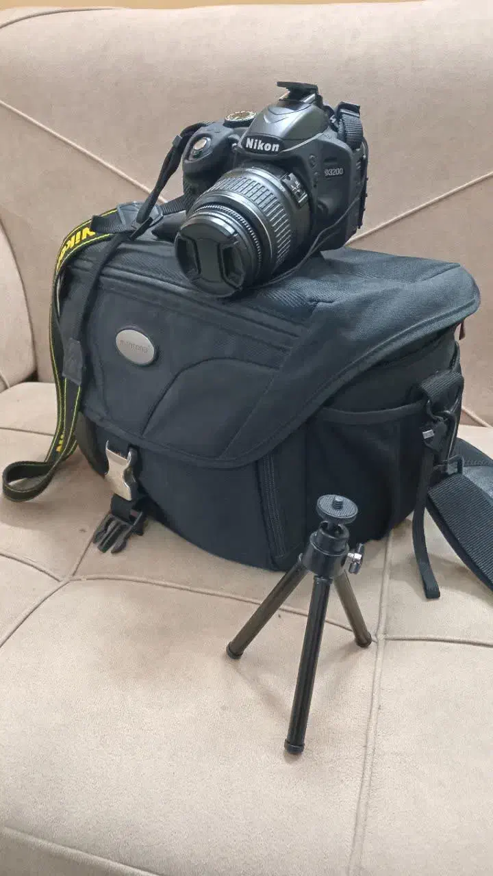 دوربین عکاسی و فیلم برداری حرفه ای نیکون ۳۲۰۰|دوربین عکاسی و فیلمبرداری|اصفهان, بهارستان|دیوار