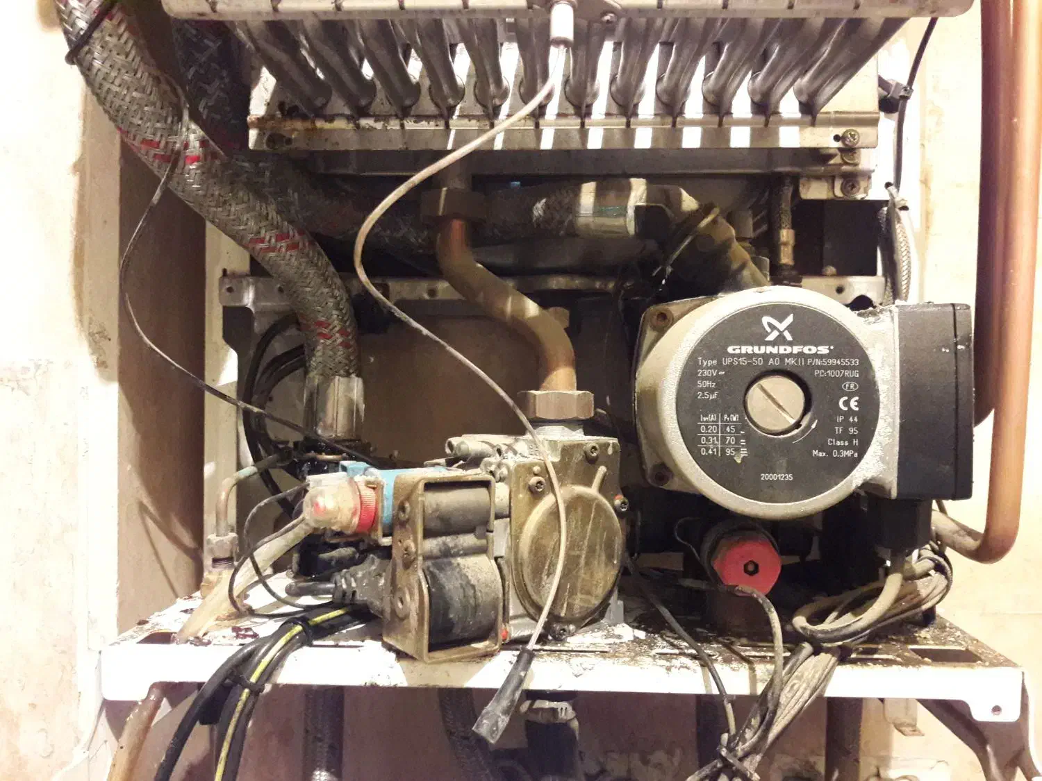 سرویس،تعمیرتخصصی پکیج،آبگرمکن،لباسشویی،برددرمنظریه|خدمات پیشه و مهارت|فردیس, منظریه|دیوار