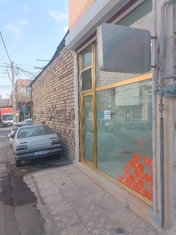 اجاره مغازه با زیرزمین به مساحت کل ۵۰ متر|اجارهٔ مغازه و غرفه|مرند, |دیوار