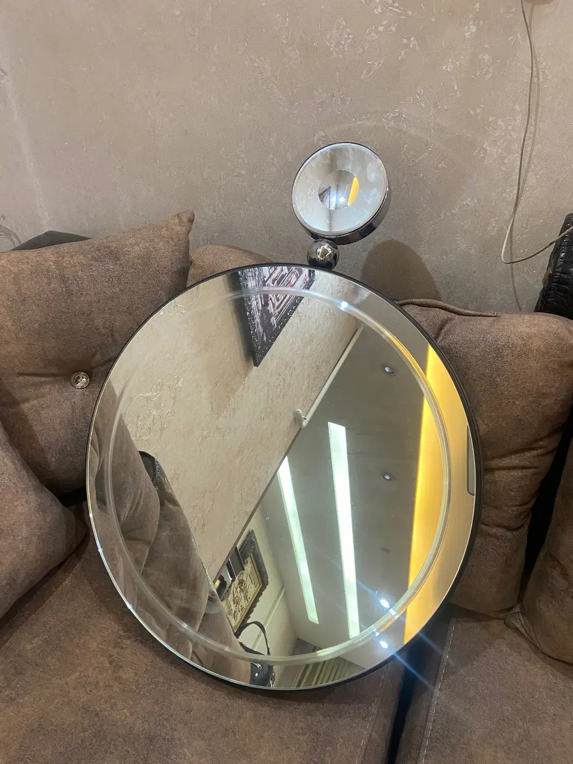 آیینه|آینه|همدان, |دیوار