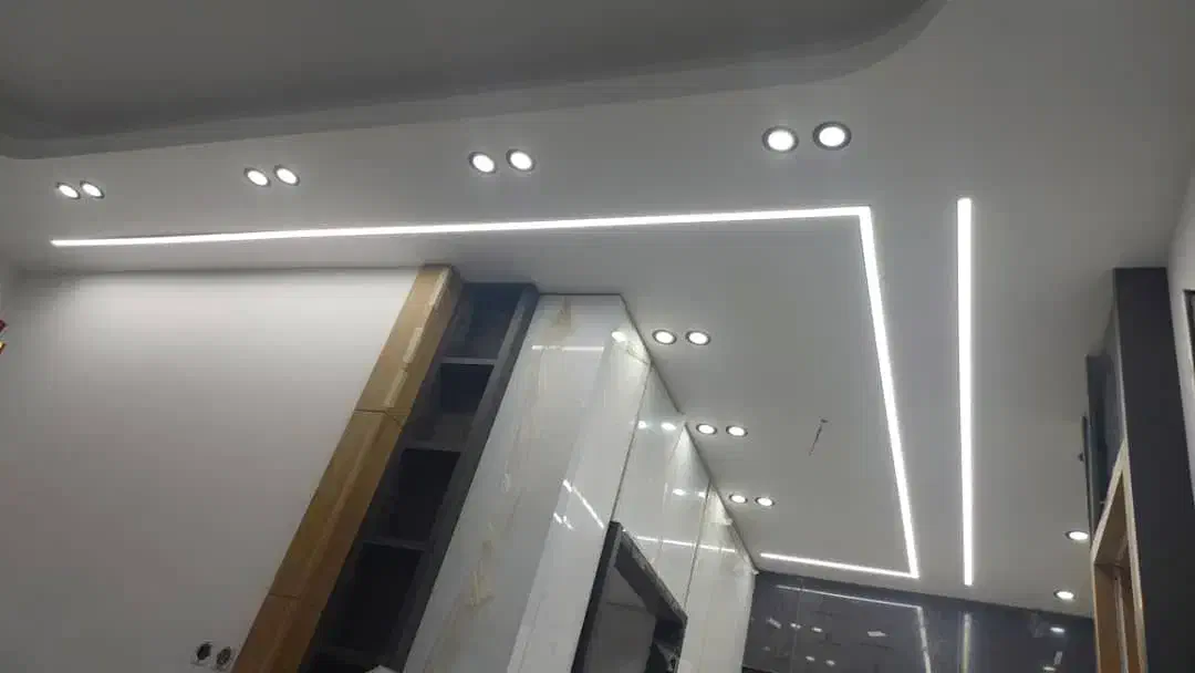 لاین نوری|لامپ و چراغ|کاشان, درب زنجیر|دیوار