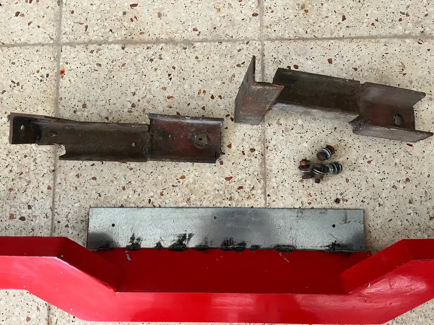 سپر عقب نیسان|قطعات یدکی و لوازم جانبی|ساری, |دیوار