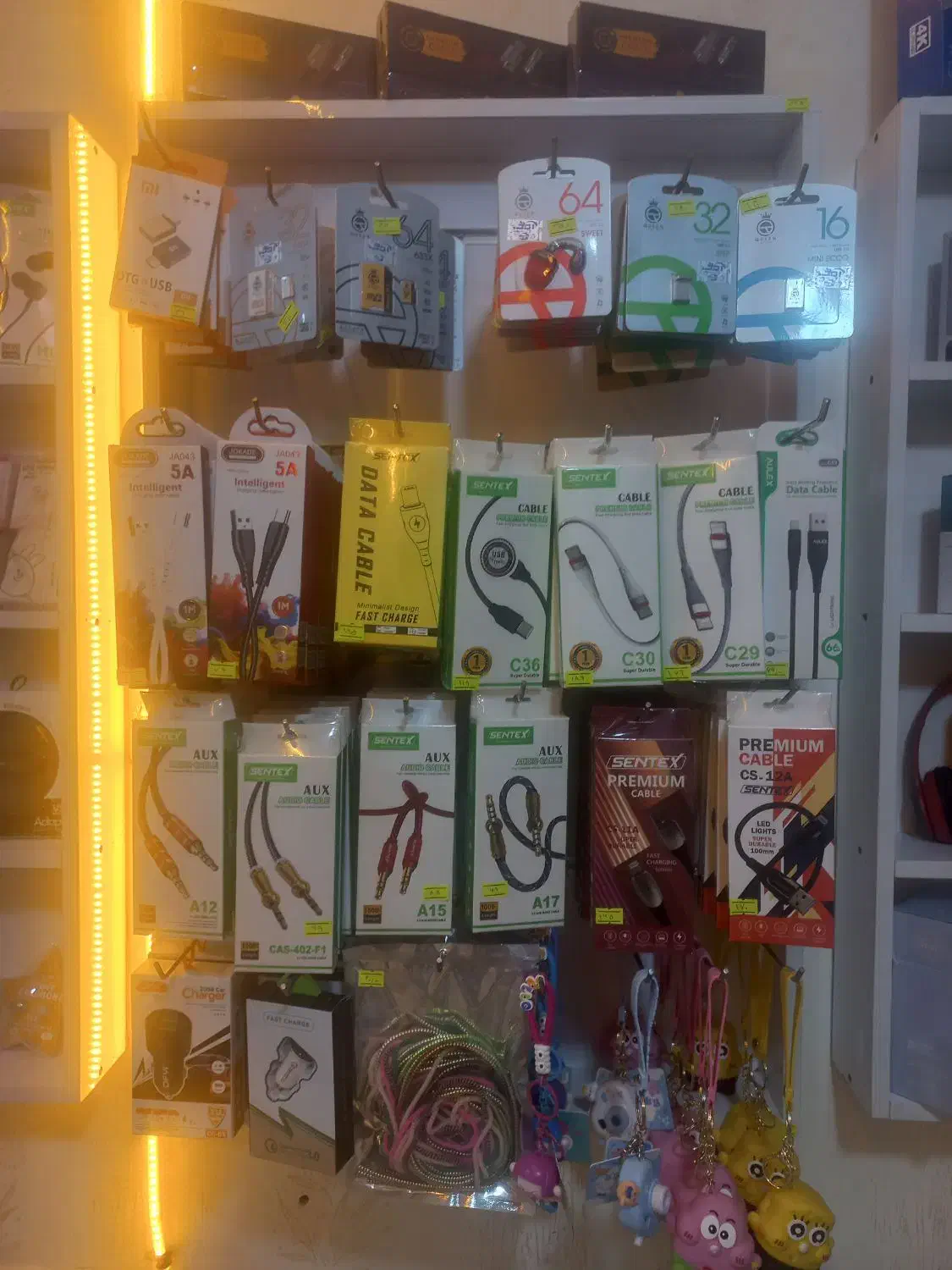 نصب ویندوز و فروش فلش هندزفری کابل شارژ آداپتور|لوازم جانبی موبایل و تبلت|چناران, |دیوار