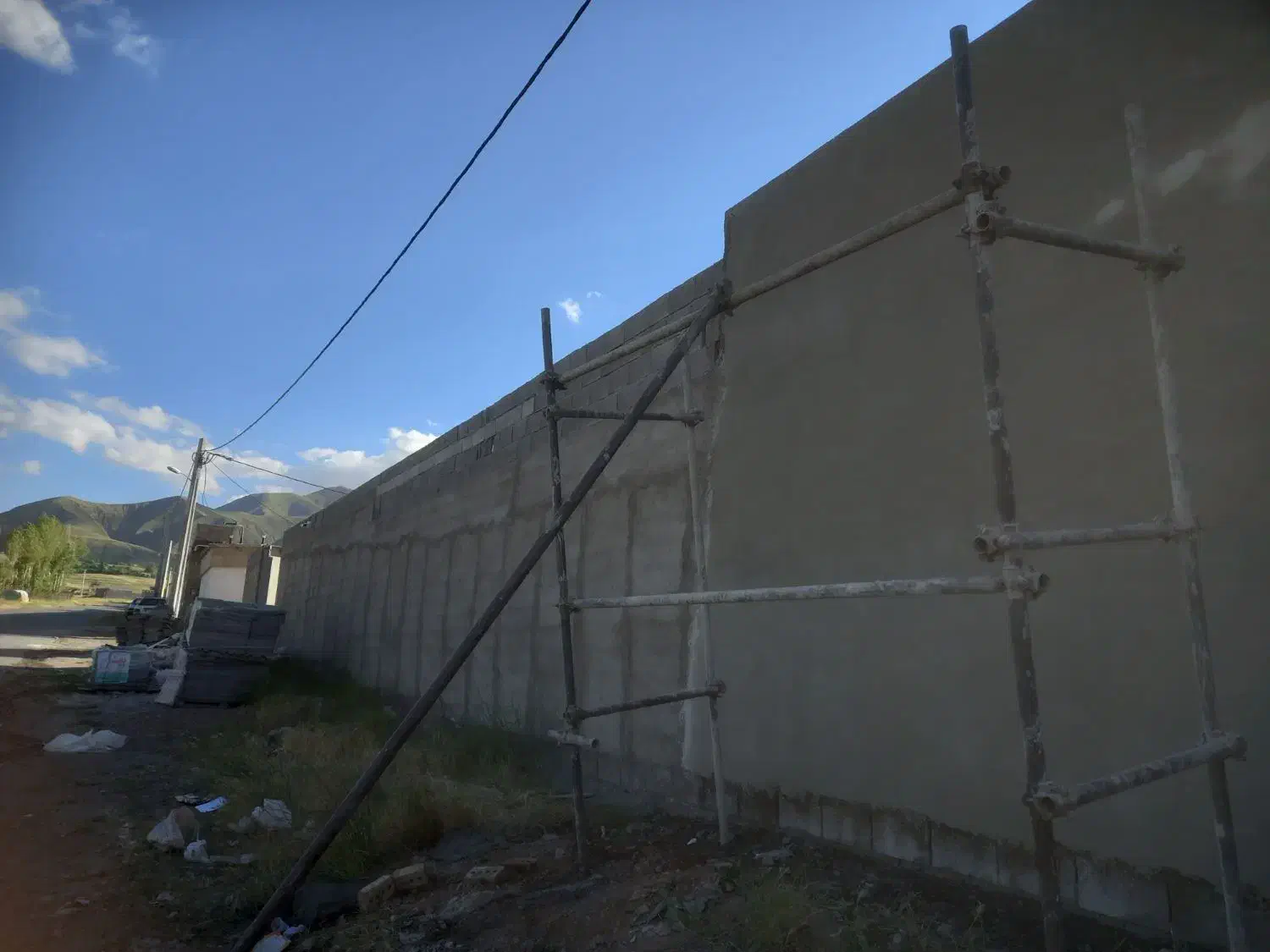 کاشی کاری وسیمان کاری و نرمه کشی و کارهای خرده|خدمات پیشه و مهارت|مرند, |دیوار