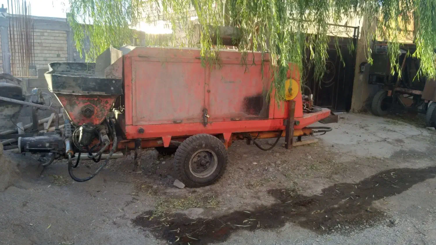 پمپ بتن زمینی ۲۰۰۰|ماشینآلات صنعتی|تبریز, |دیوار