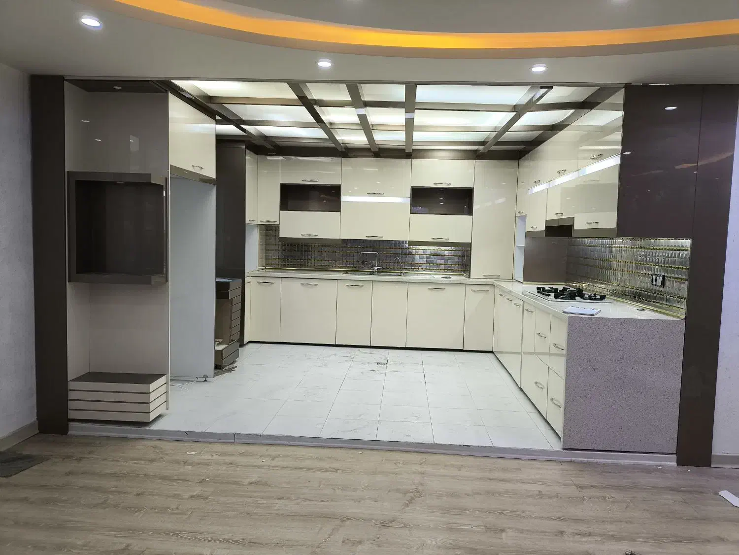 وسایل خانه|کتابخانه، شلف، قفسههای دیواری|سنندج, |دیوار