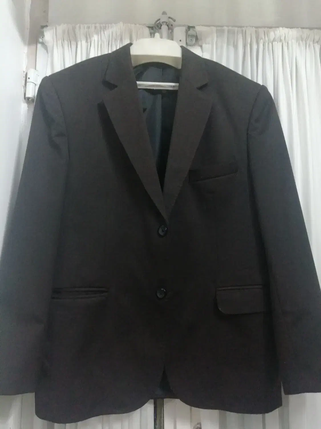 کت و شلوار قهوه ای تیره جنس عالی استفاده نشده|لباس|کاشمر, |دیوار