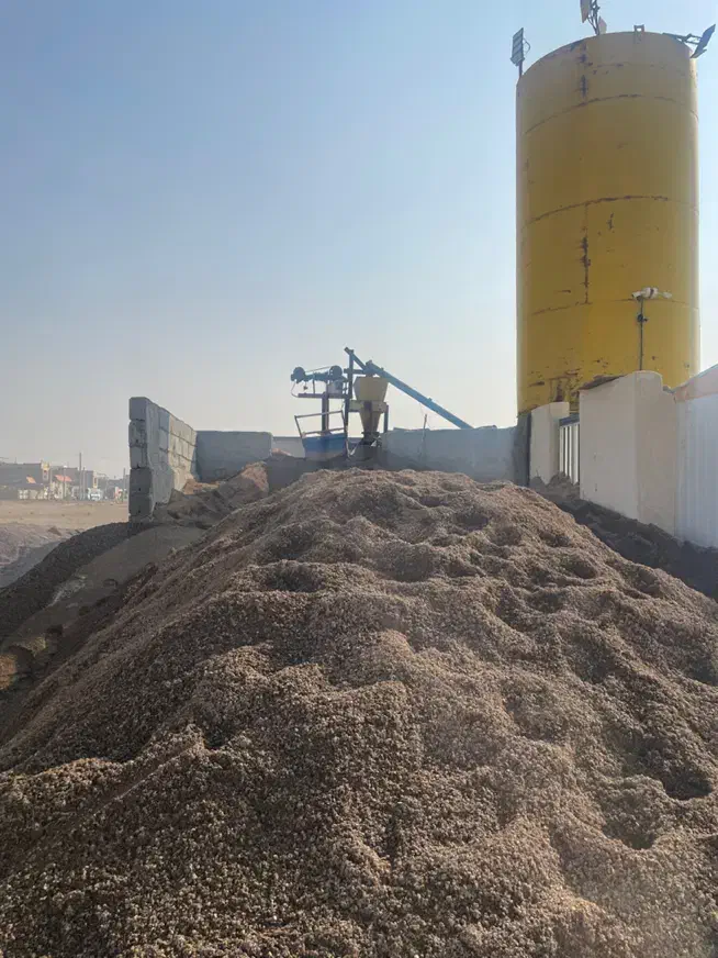 استخدام بلوک زن ماهر آقا با تسویه هفتگی|استخدام معماری، عمران و ساختمانی|شریفآباد, |دیوار