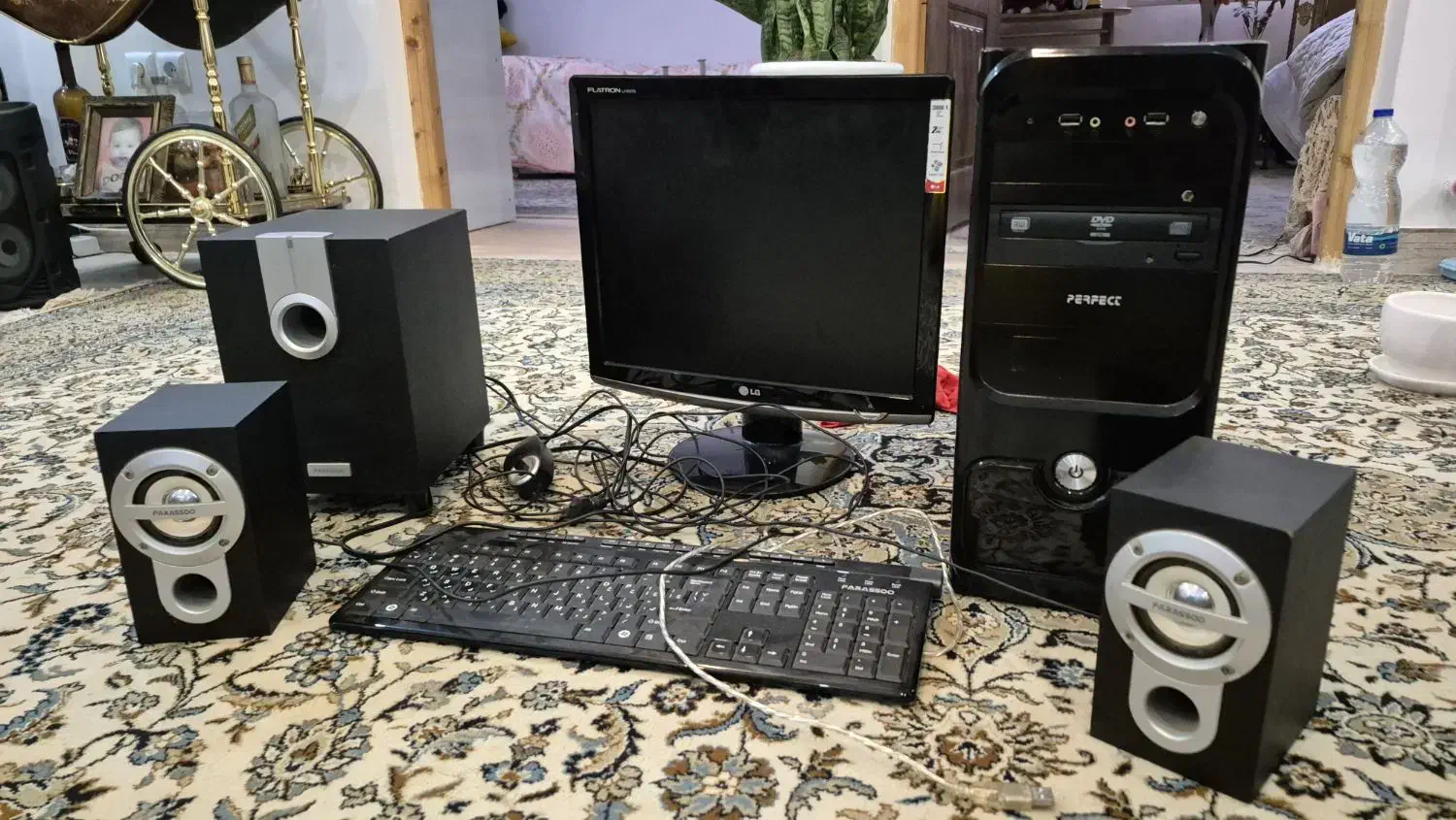 کامپیوتر|رایانه رومیزی|رشت, خواهر امام|دیوار