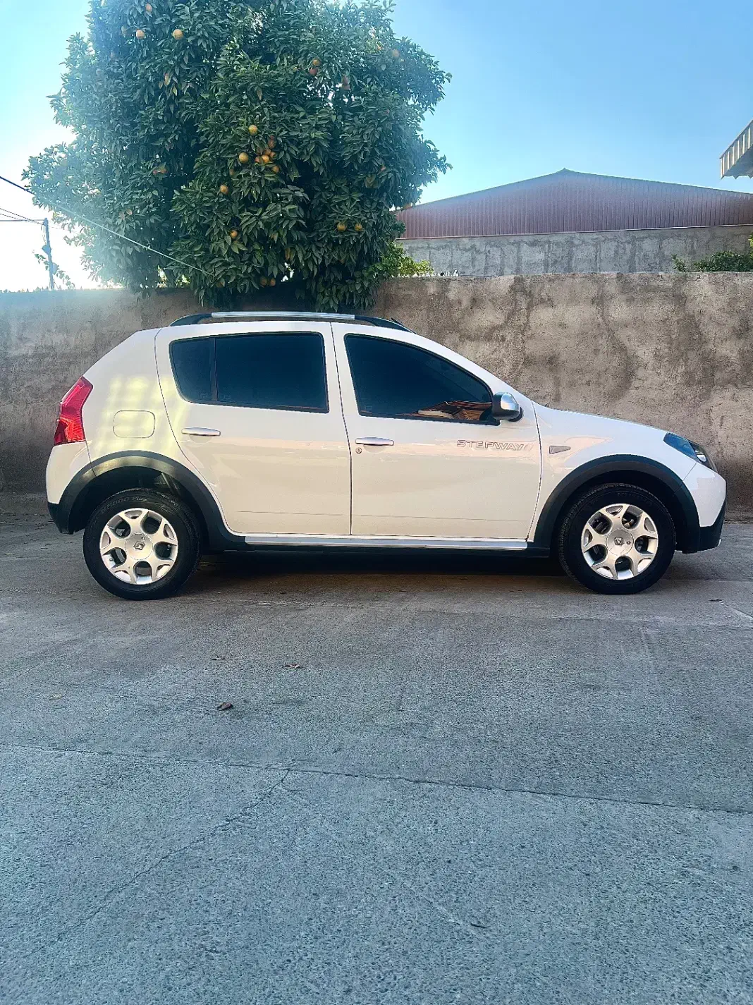 ساندرواستپ وی اتوماتیک|خودرو سواری و وانت|آق قلا, |دیوار