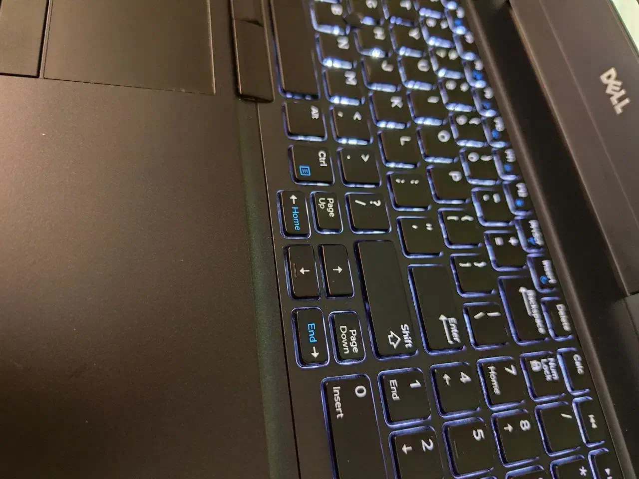 گرافیک ۱۶گیگ مجزا مهندسی گیمینگDell precision 7720|رایانه همراه|تهران, باغ فیض|دیوار