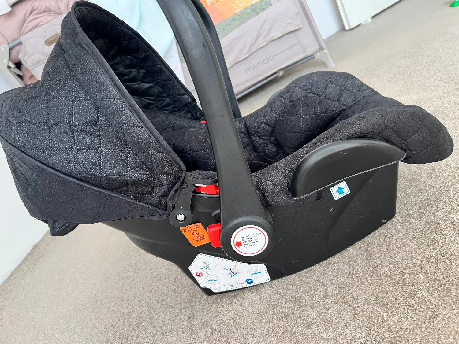 کریر|تخت و صندلی بچه|بندر انزلی, متروپل|دیوار