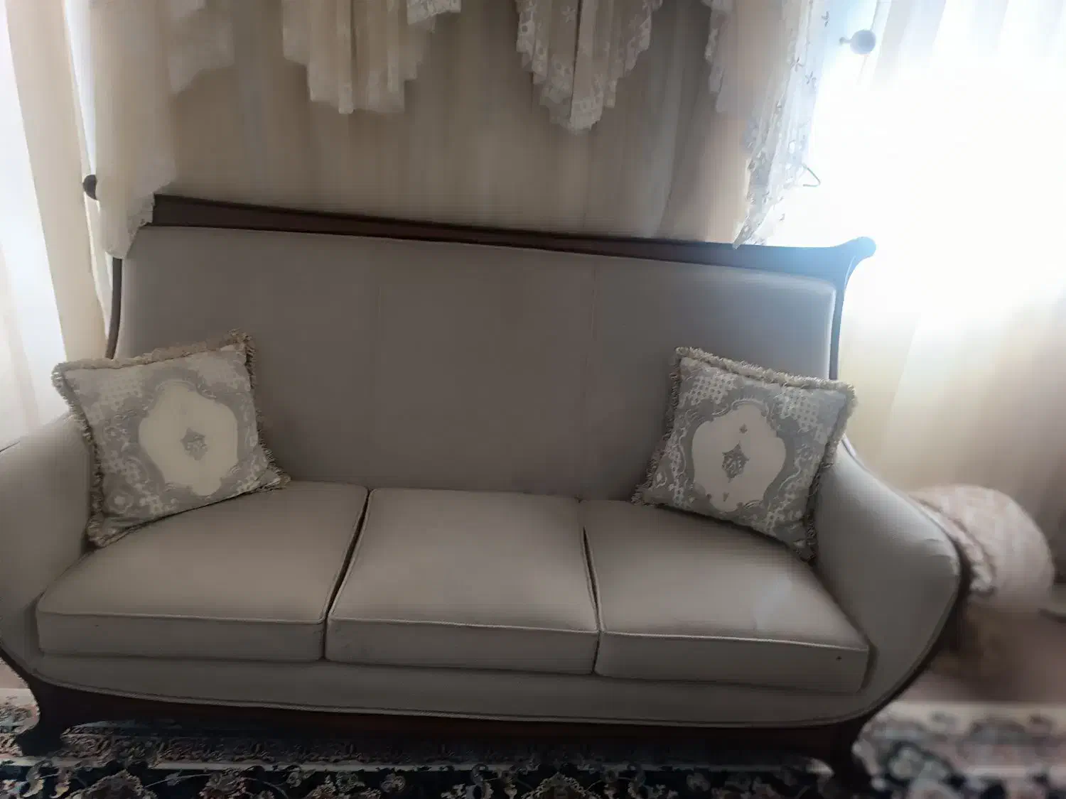 مبل هفت نفره با دستک پرده ترک|مبلمان خانگی و میز عسلی|زاهدان, |دیوار