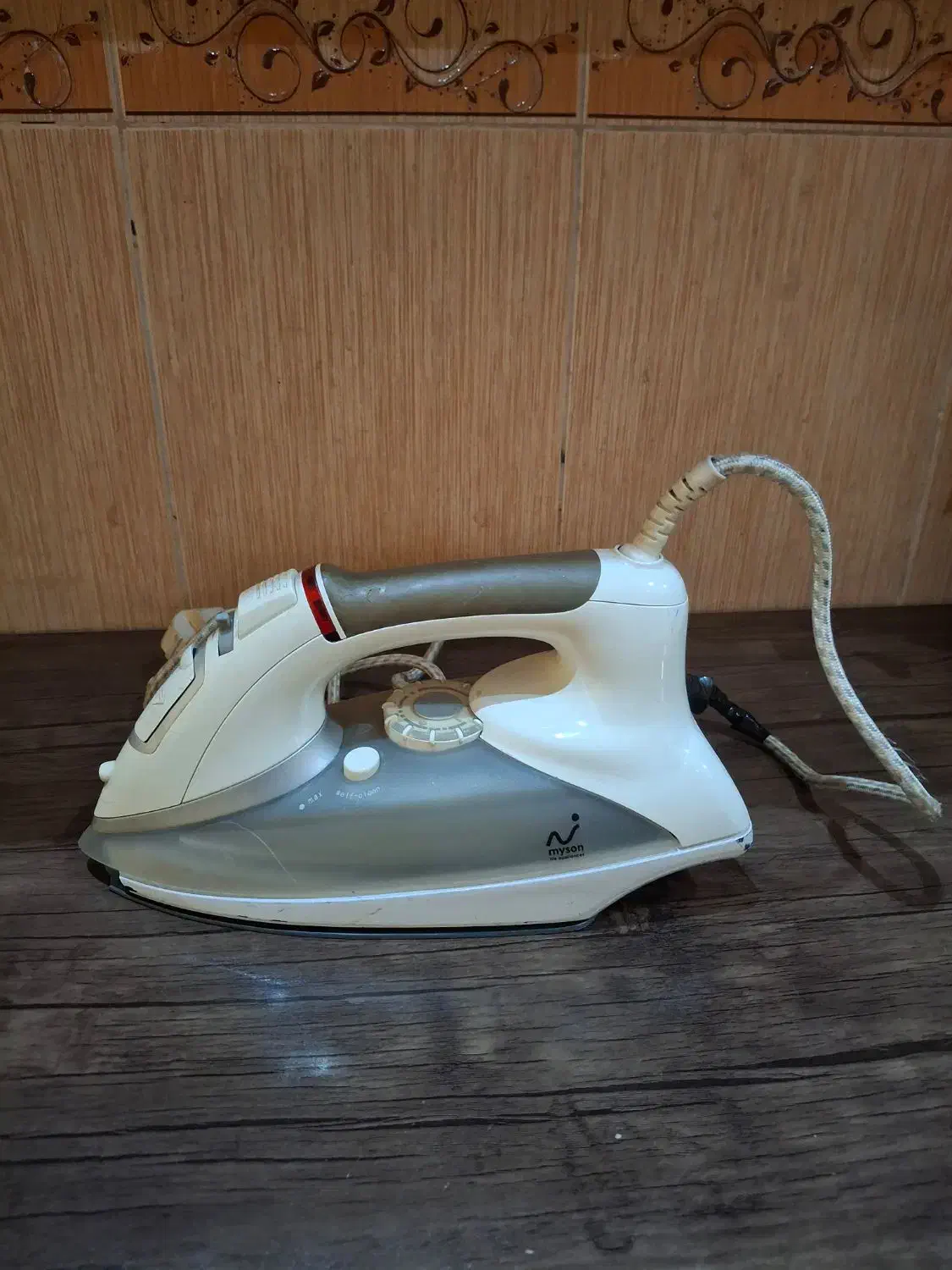 به علت نیاز نداشتن میفروشم|اتو و لوازم اتو|اندیشه, شهرک مریم|دیوار