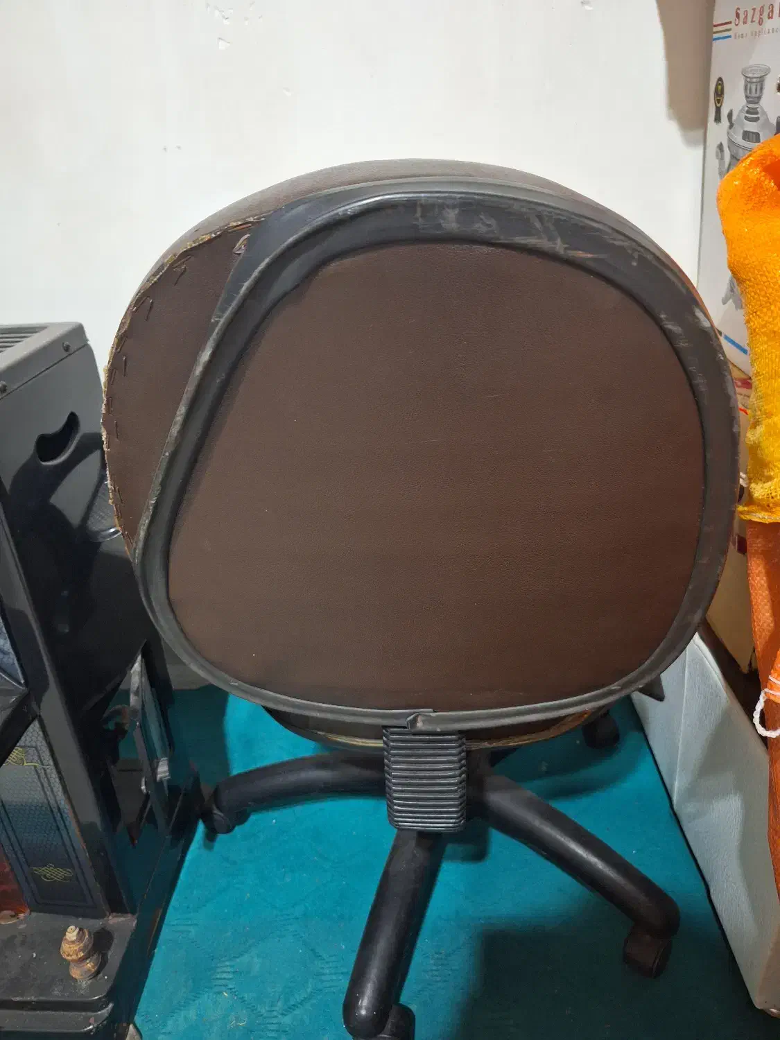 صندلی چرخدار|مبلمان اداری|لشت نشا, |دیوار