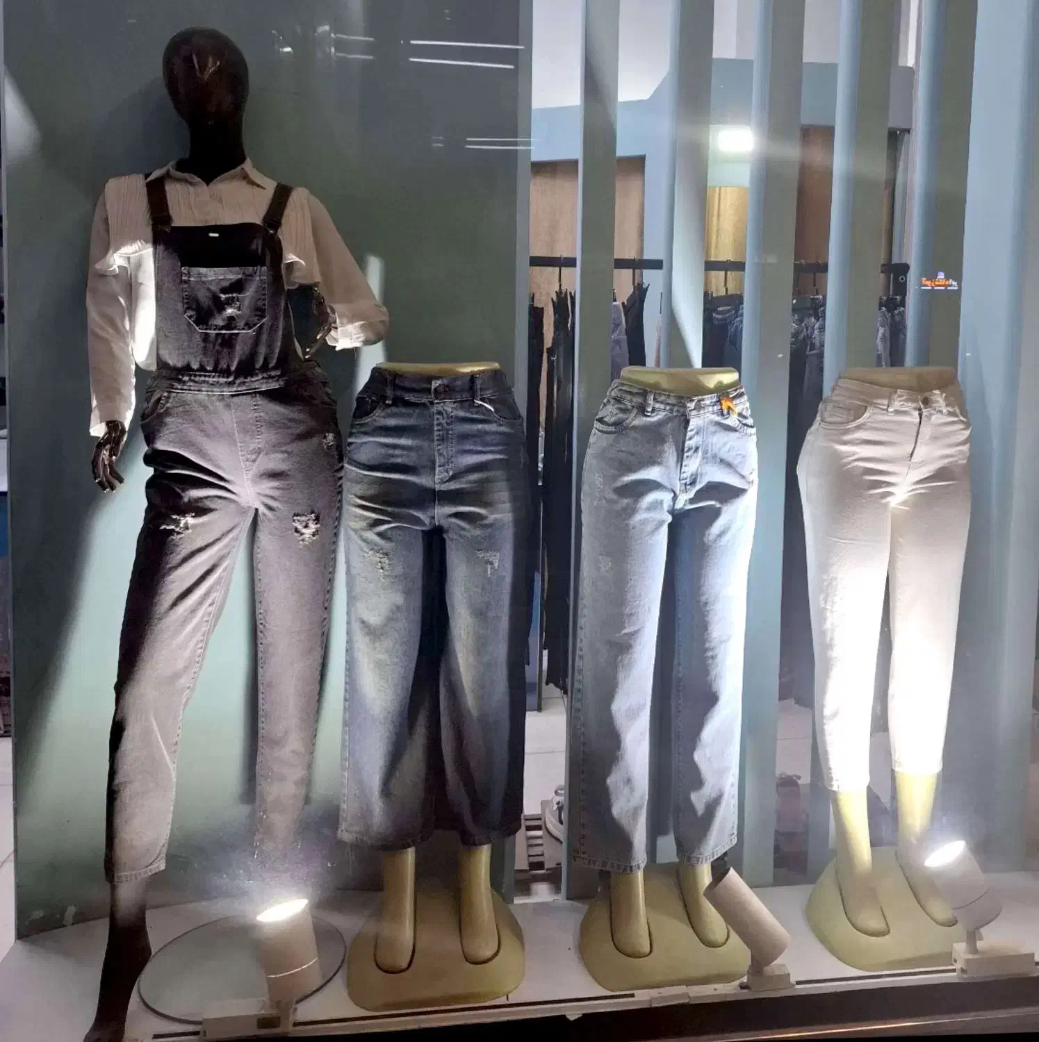 مانکن کامل و کانکن پا|فروشگاه و مغازه|یزد, |دیوار