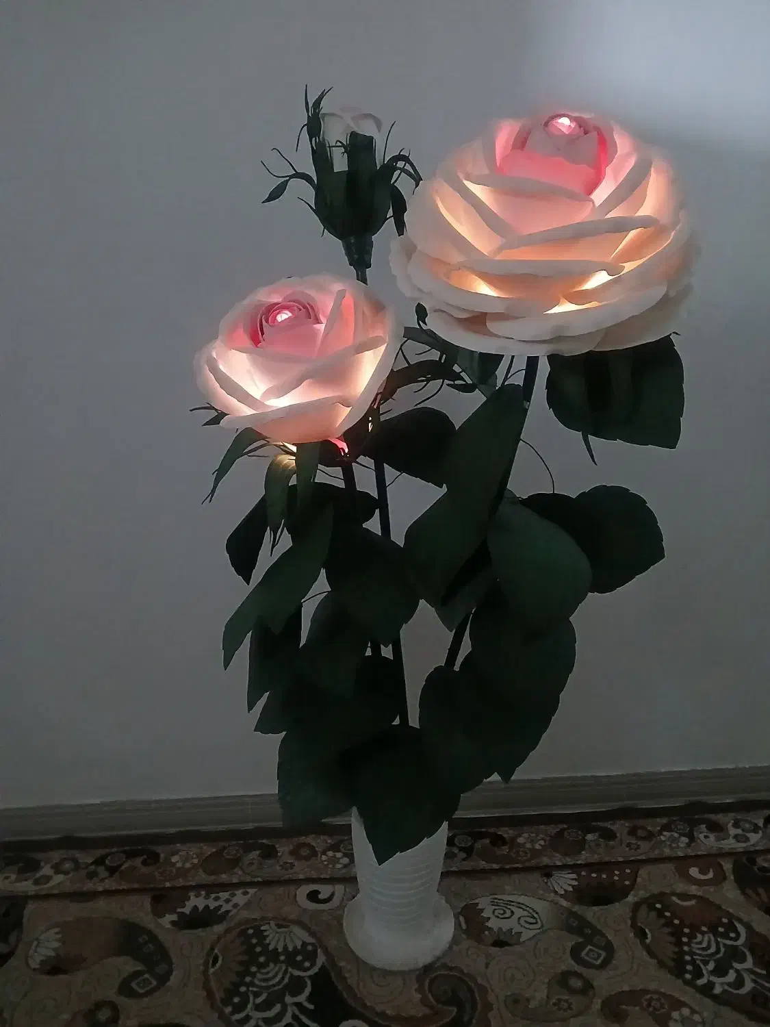 گل سالنی آباژوری|گل مصنوعی|سرپل ذهاب, |دیوار