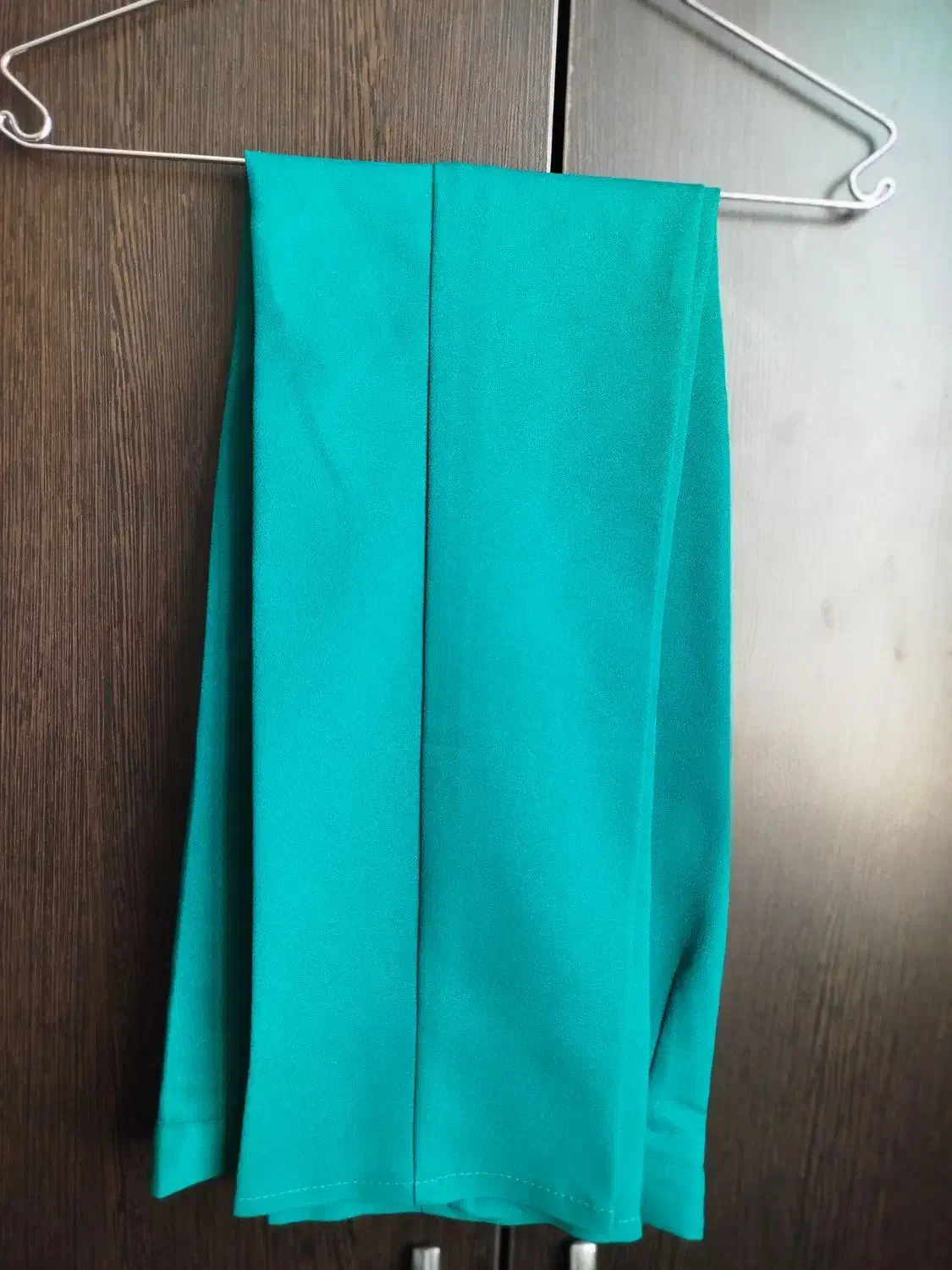 مانتو  و پیراهن پسرانه|لباس|شیراز, پشم شیشه|دیوار