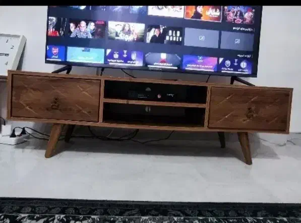 میز تی وی|میز تلویزیون|رشت, حمیدیان|دیوار