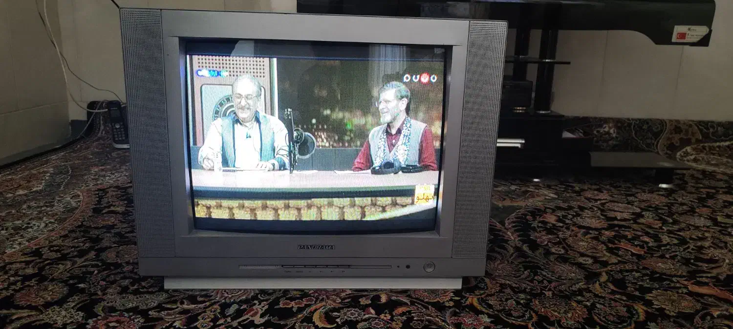 تلویزیون ۲۱ اینچ پانوراما سالم|تلویزیون و پروژکتور|مرودشت, ابوذر شمالی|دیوار