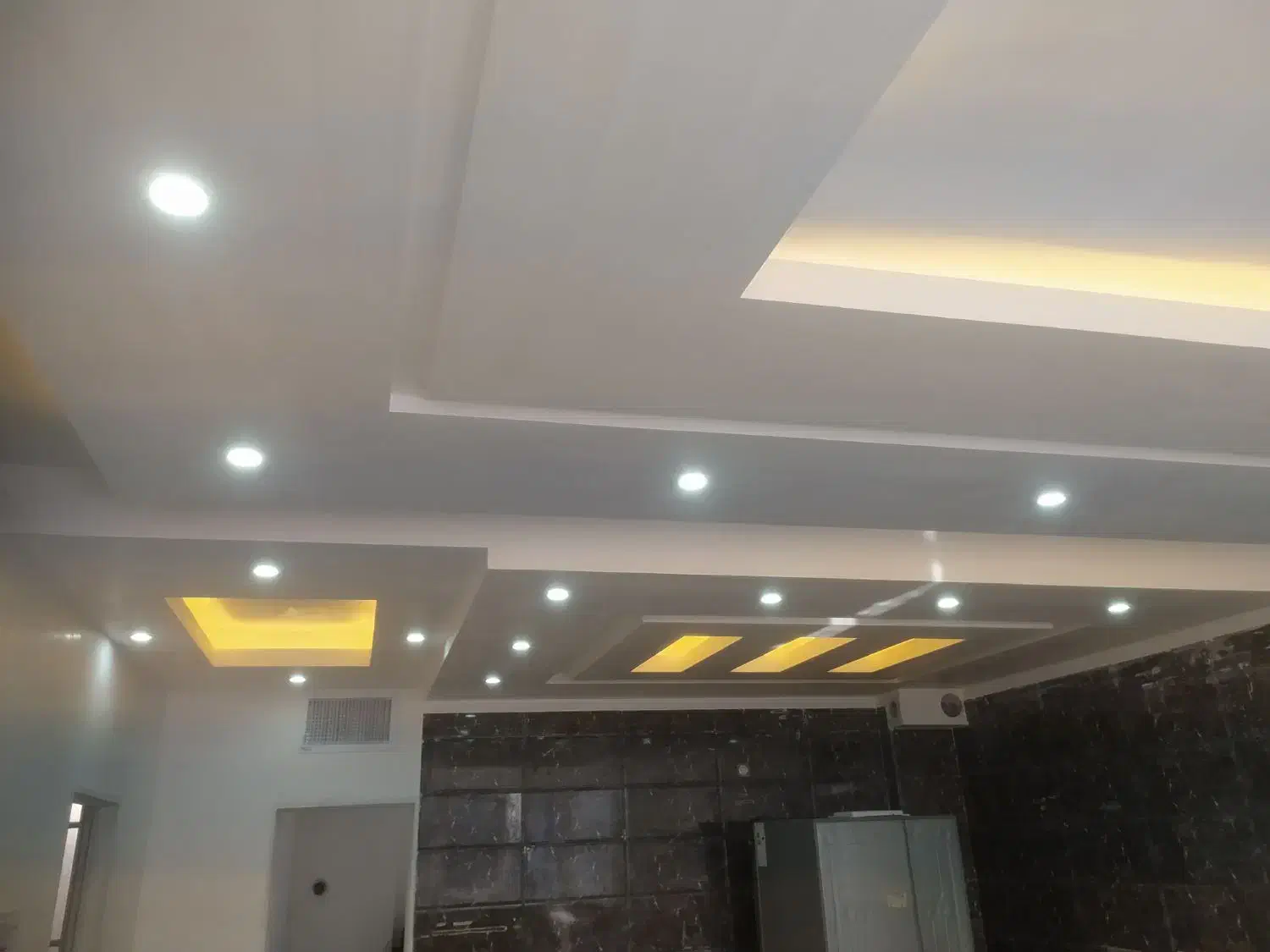 گچ کاری و لکه گیری|خدمات پیشه و مهارت|تربت جام, مسکن مهر|دیوار