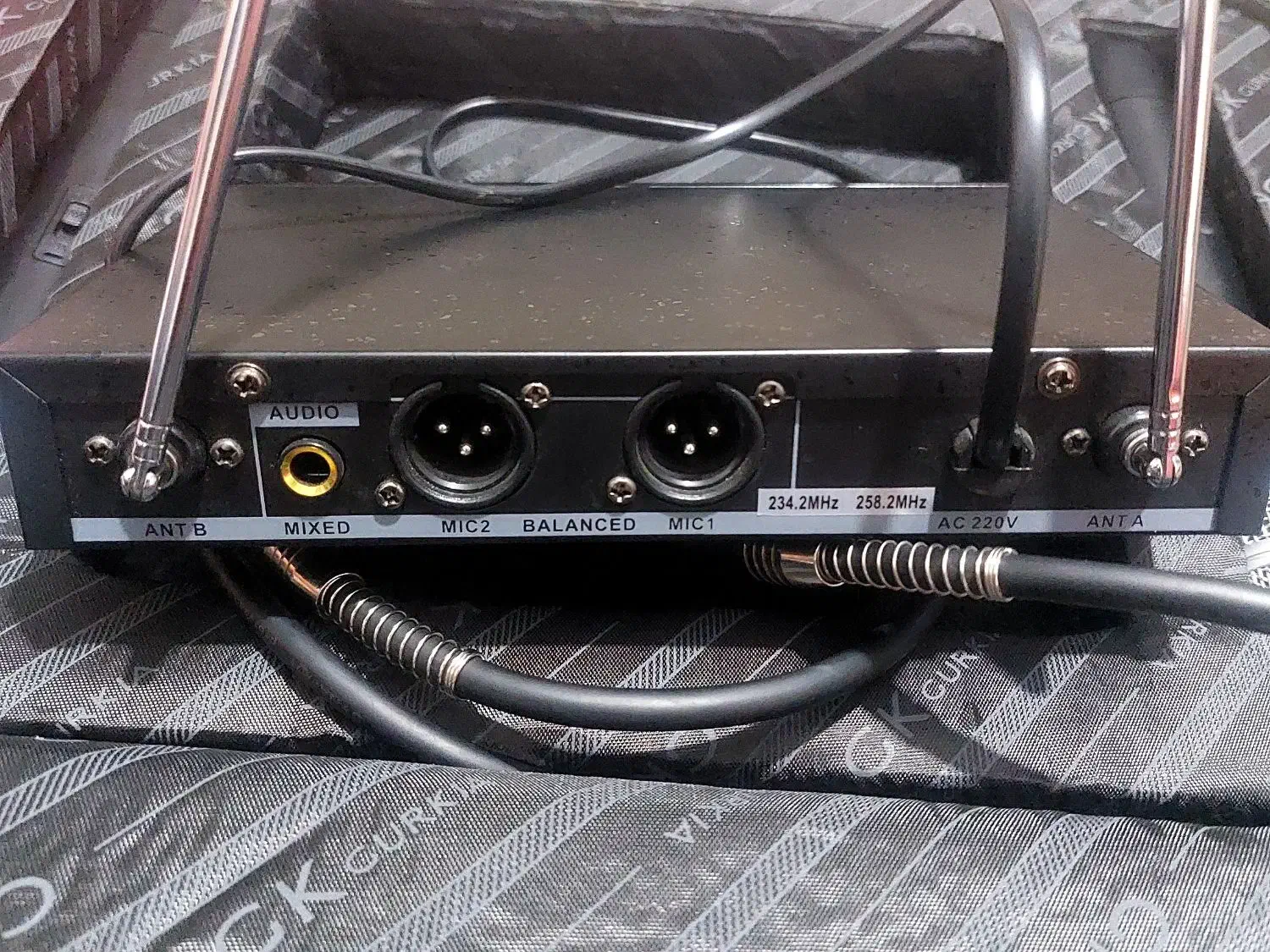 میکروفون|صوتی و تصویری|مشکین‌دشت, |دیوار