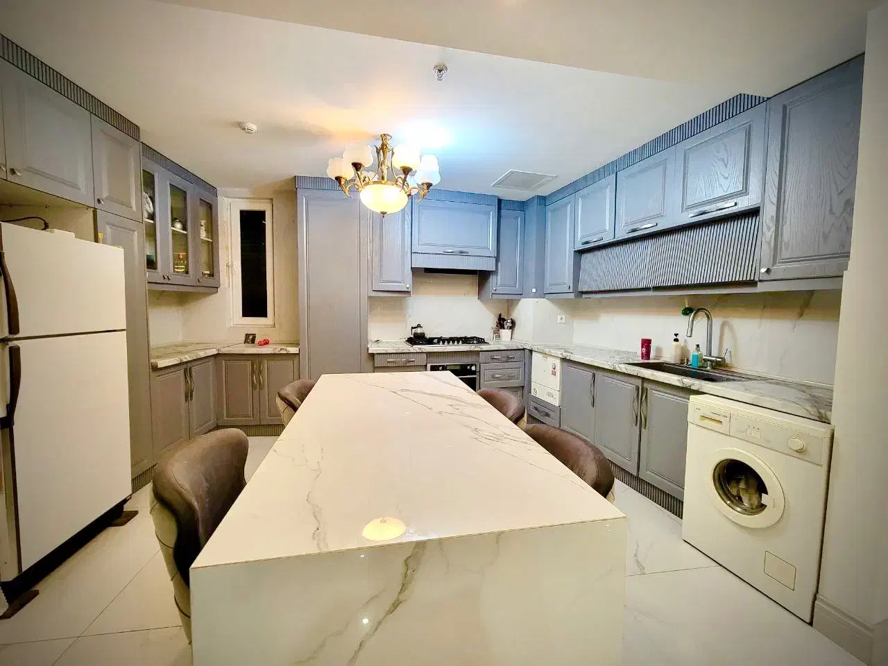 فروش واحد۱۵۰ متری دربرج آترین رضاشهر خدمات هتلینگ|فروش آپارتمان|مشهد, آبادگران|دیوار