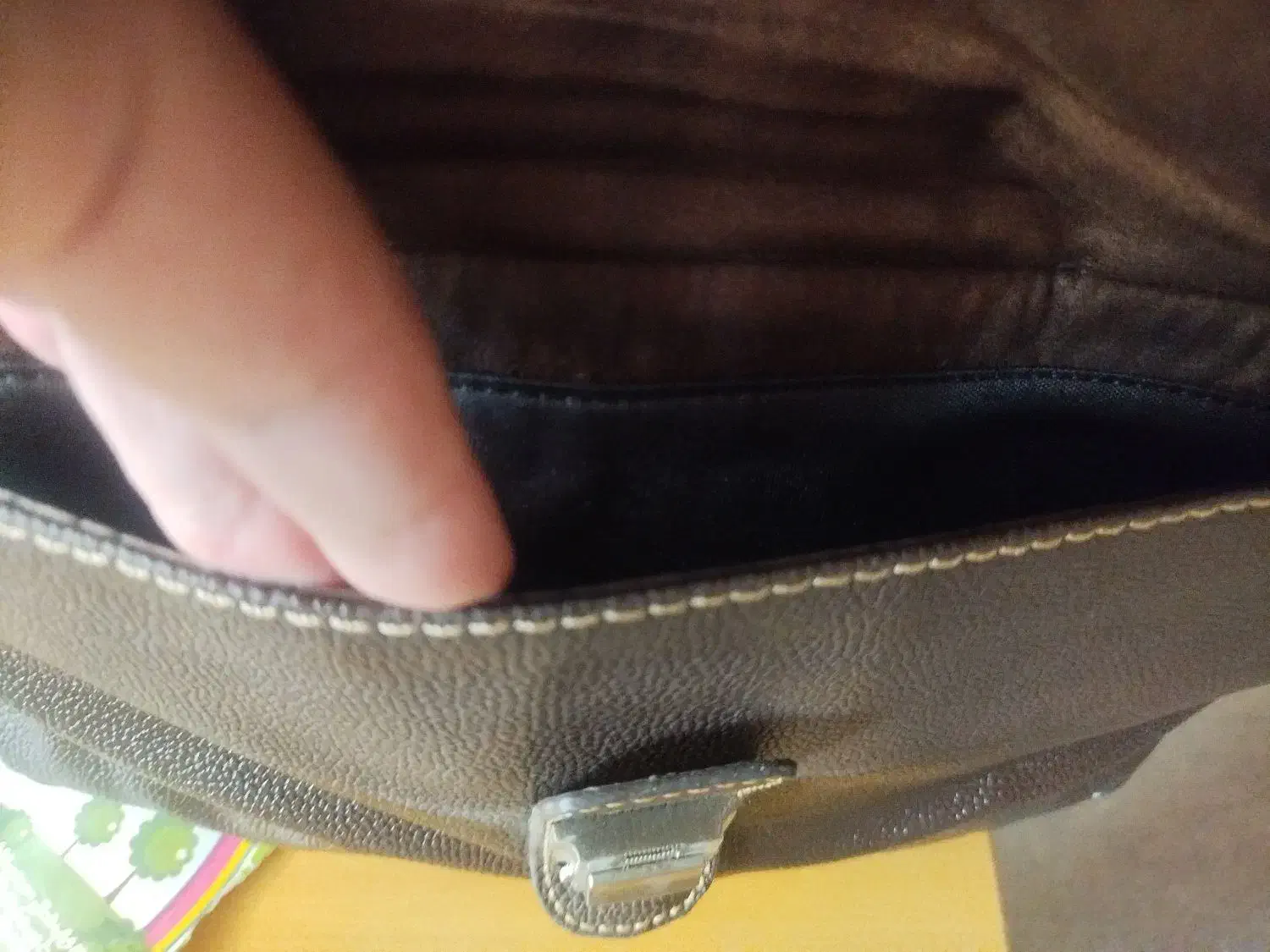 کیف چرمی رسمی|کیف، کفش، کمربند|رشت, گلباغ نماز|دیوار