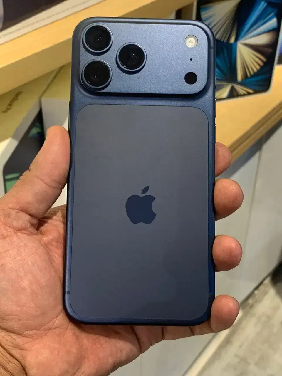 ایفون ۱۷ پرومکس ۲۵۶|موبایل|تهران, عباس‌آباد|دیوار