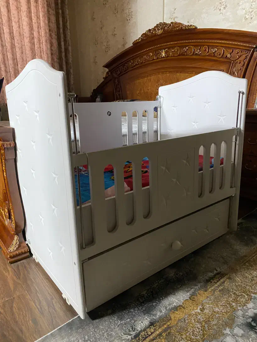 تخت گهواره ای|تخت و صندلی بچه|تهران, تهرانپارس غربی|دیوار