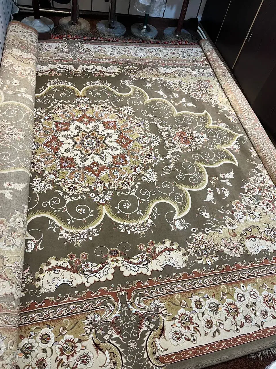 فرش گردویی|فرش|کازرون, |دیوار