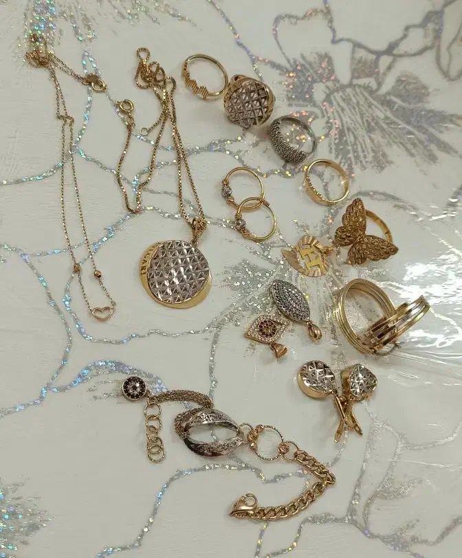 ۵۰ گرم طلا+۳۰۰|جواهرات|اسلامآباد غرب, |دیوار