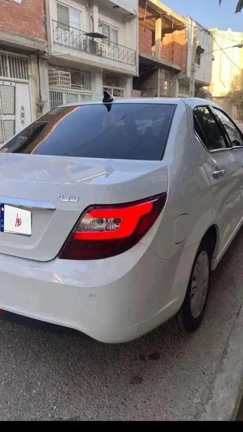 دنا پلاس 5دنده پا به خشک تک برگ سند|خودرو سواری و وانت|اصفهان, شهرک امام خمینی|دیوار